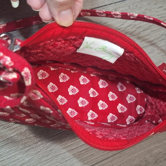 Vera Bradly Small Quilted Crossbody Bag-Purse - Picture 2 of 6